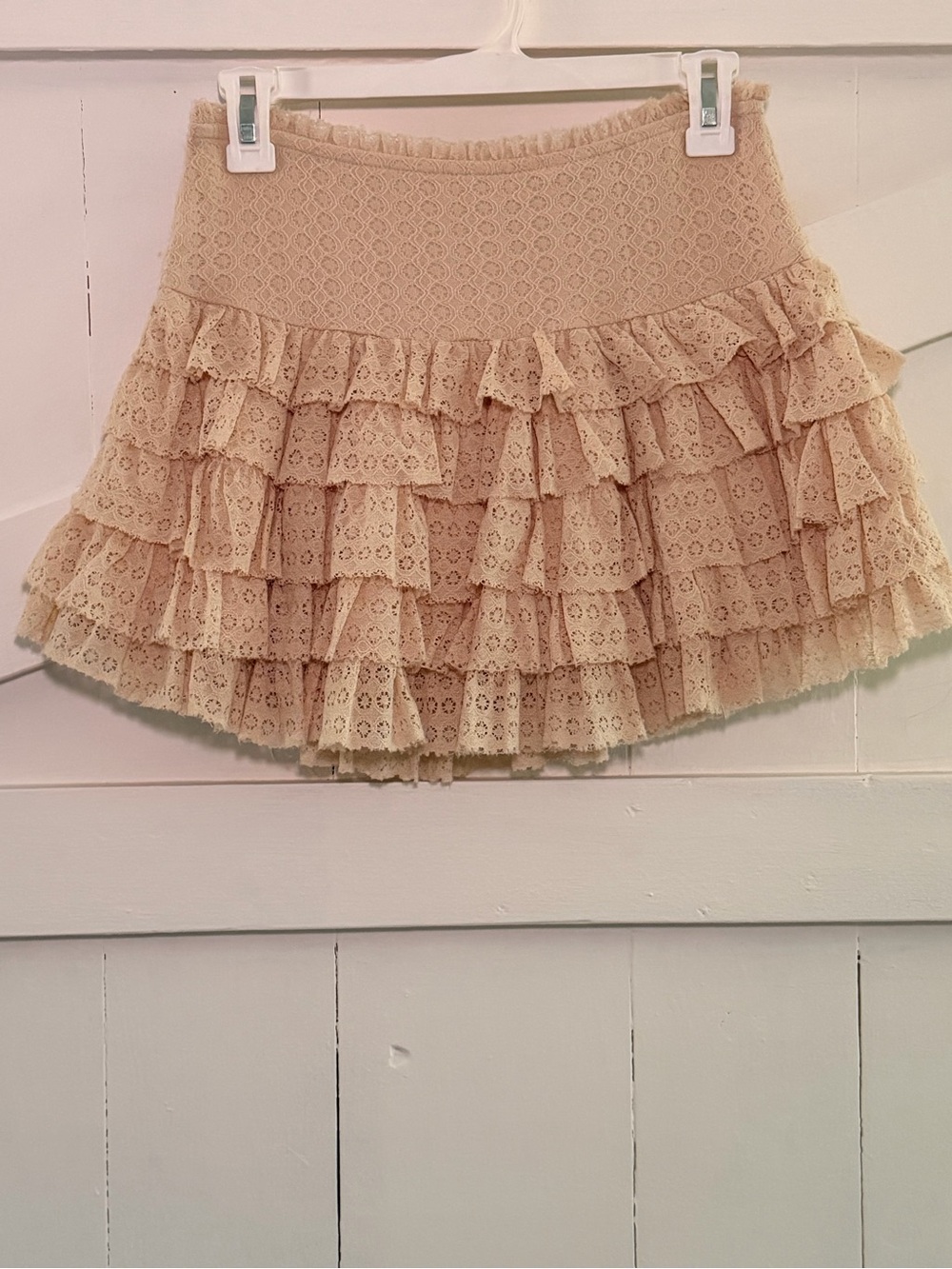 Beige Lace Tiered Ruffle Mini Skort